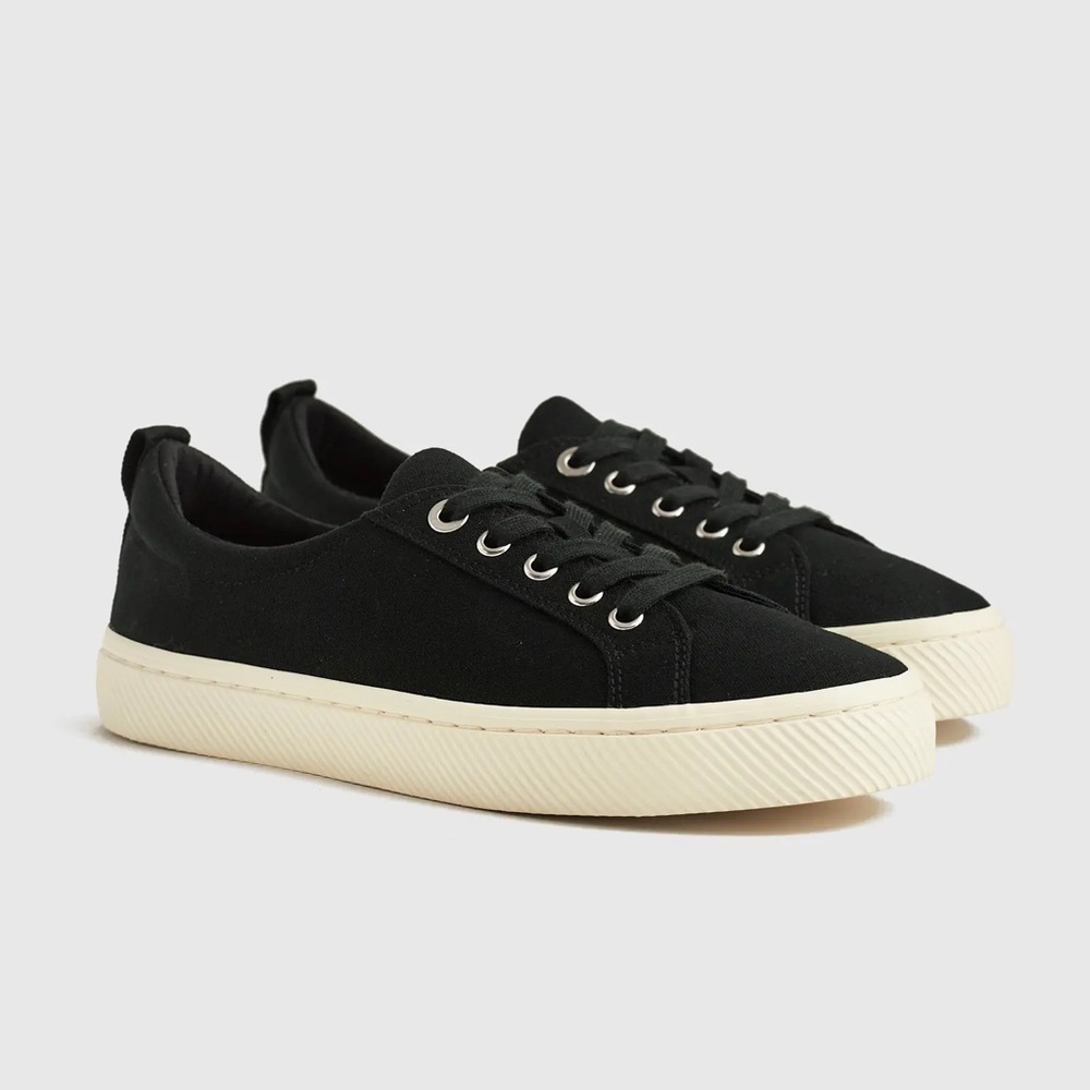 Quince, NWOT, Black Canvas Organic Cotton Sneakers